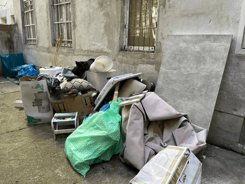 Räumung Wien – schnelle Wohnungsräumung mit Abtransport durch Country Transport.